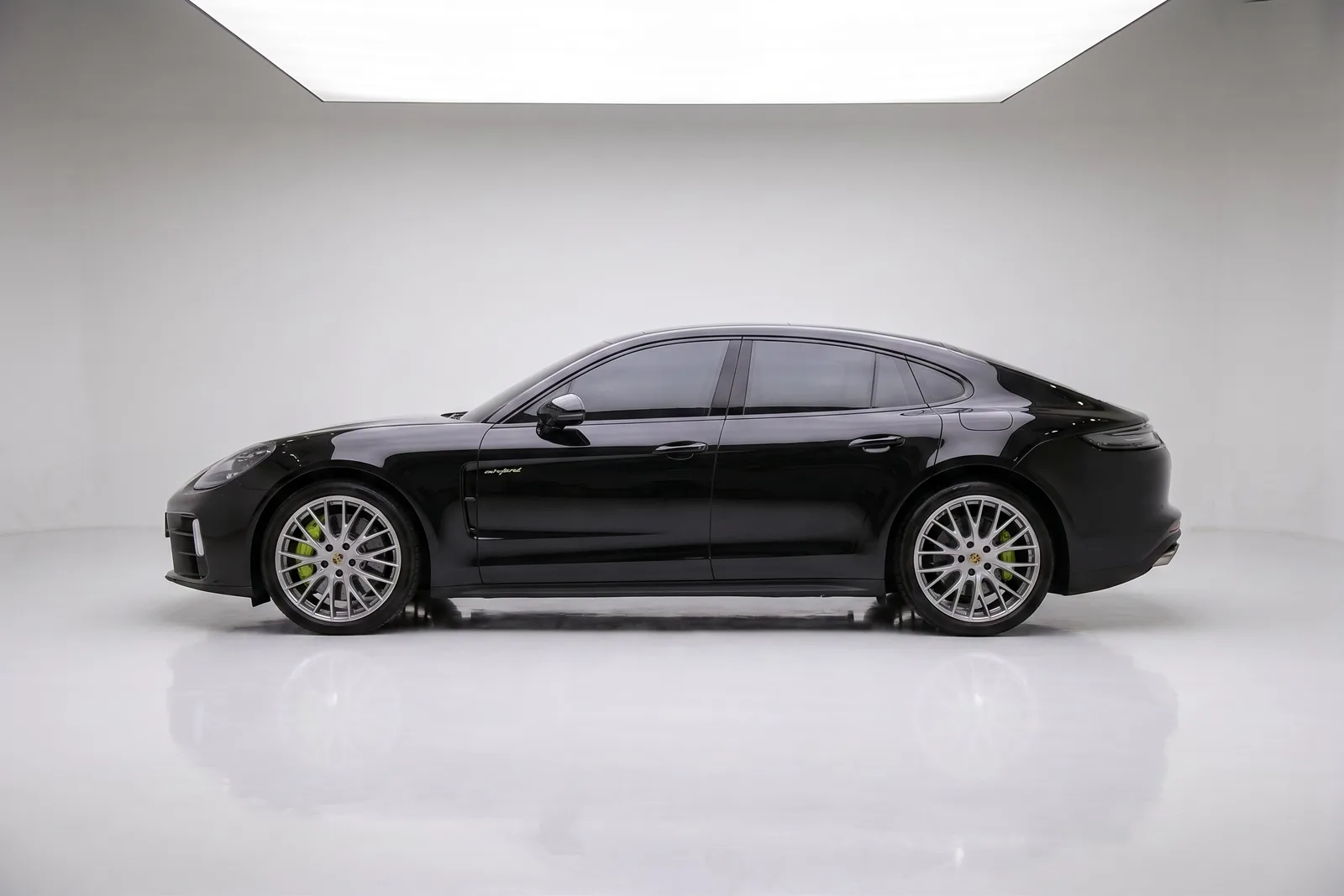 2025 Porsche Panamera