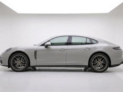 2023 Porsche Panamera