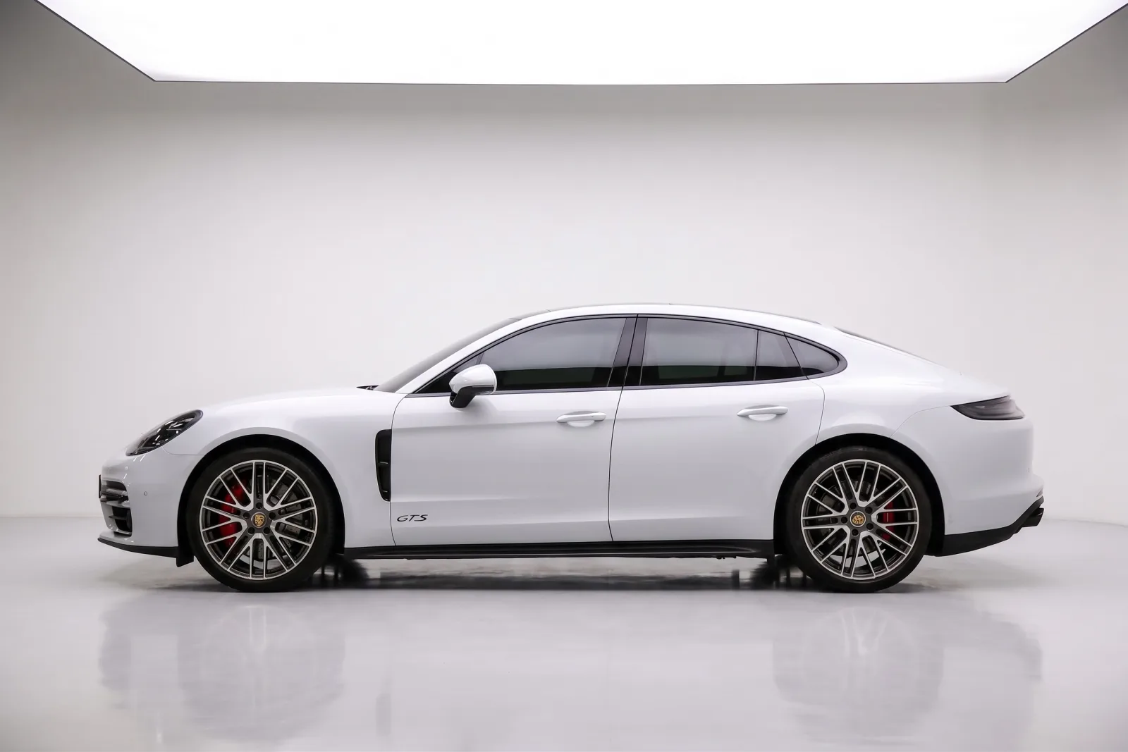 2022 Porsche Panamera