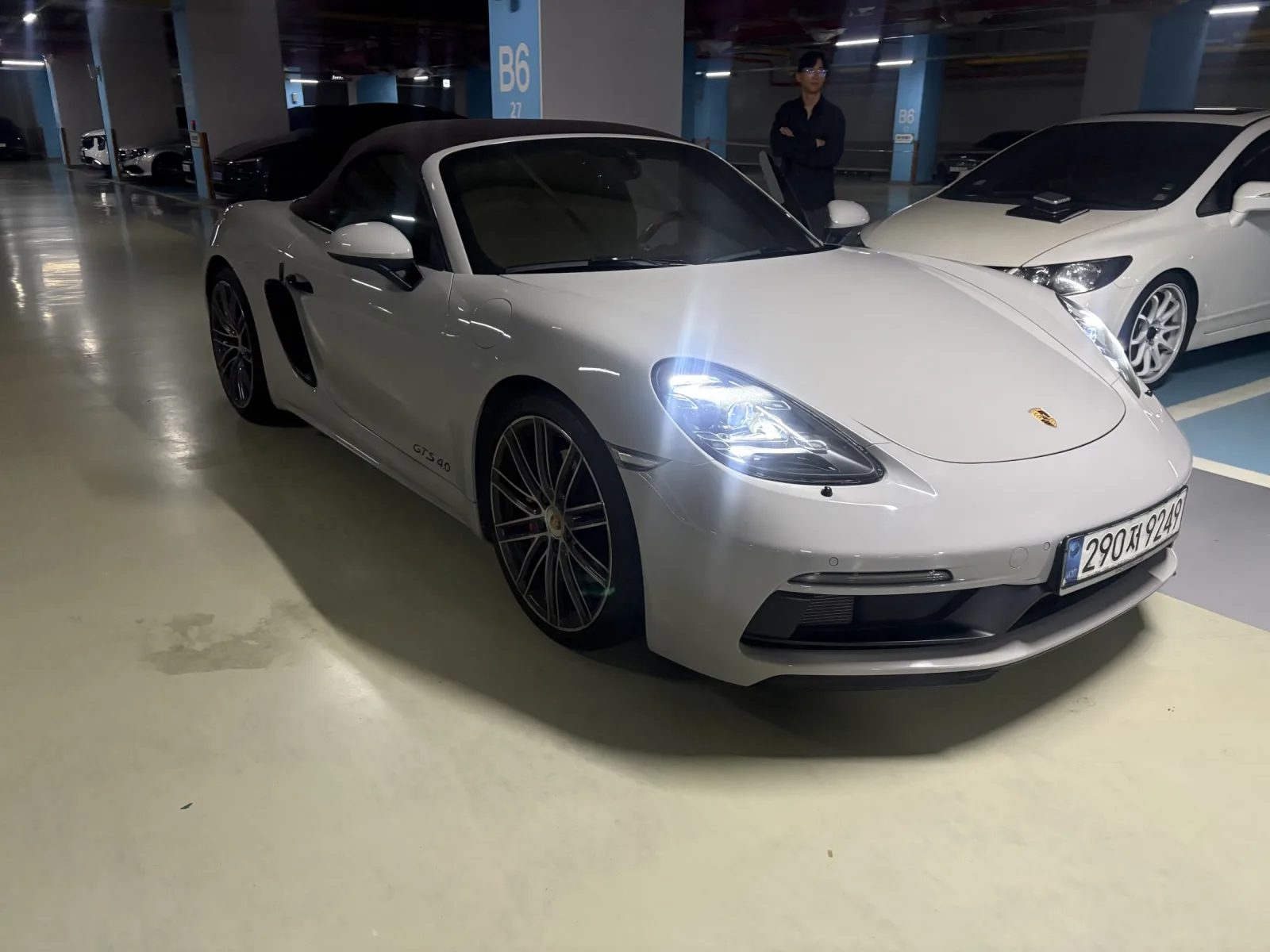 2021 Porsche 718