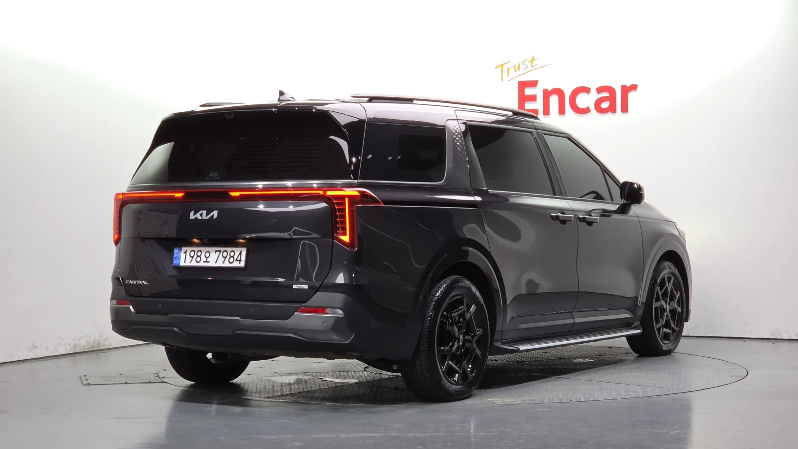 2025 Kia Carnival
