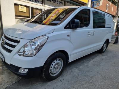 2017 Hyundai Starex