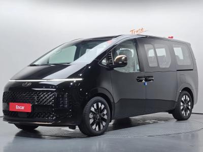 2025 Hyundai Staria