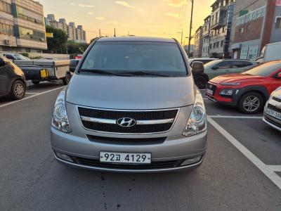 2015 Hyundai Starex
