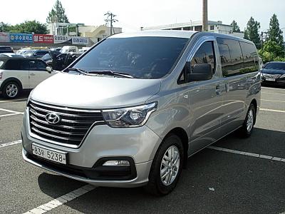 2018 Hyundai Starex