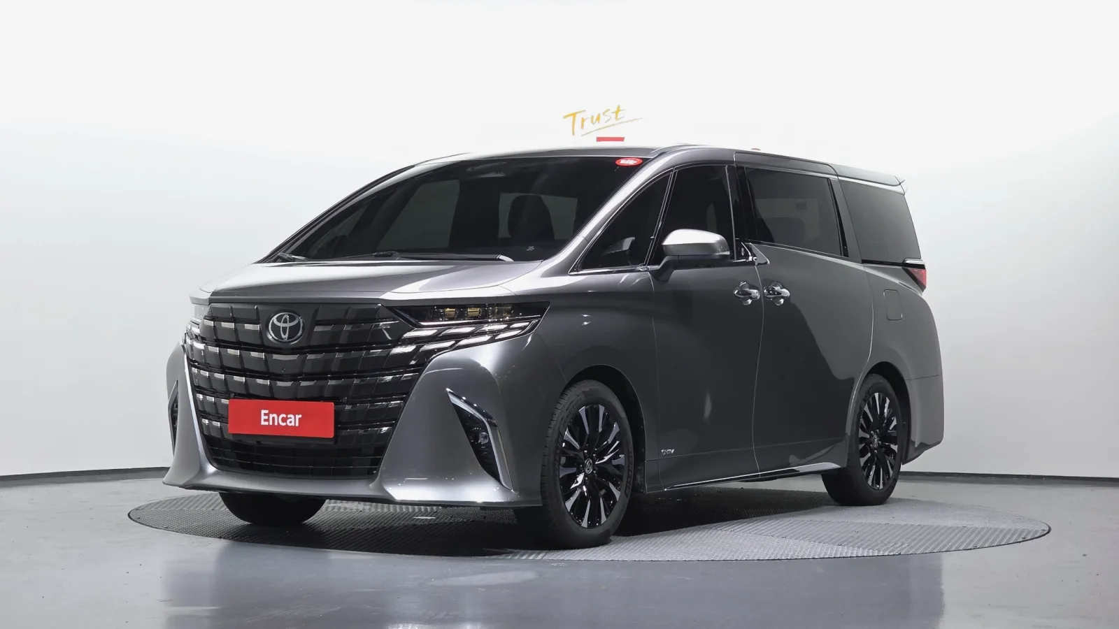 2025 Toyota Alphard