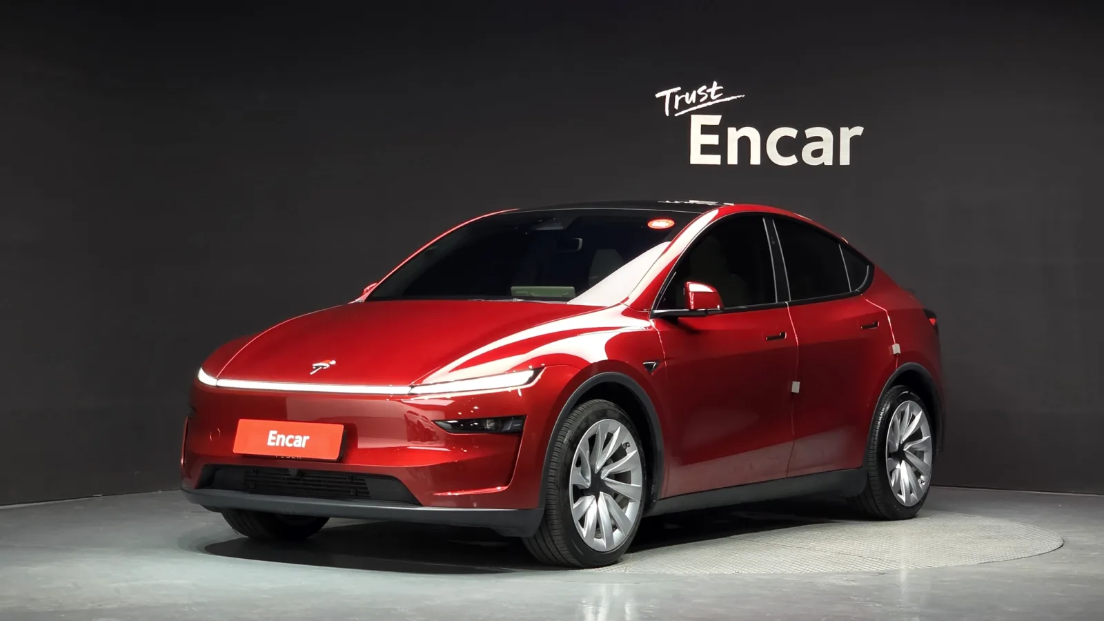 2025 Tesla Model Y