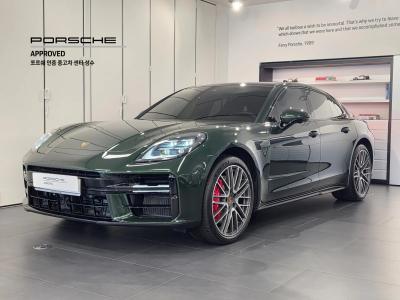 2025 Porsche Panamera