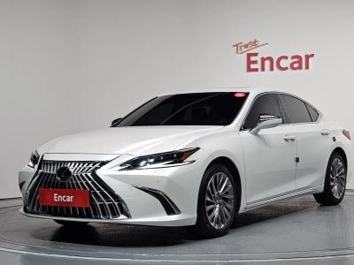 2026 Lexus ES