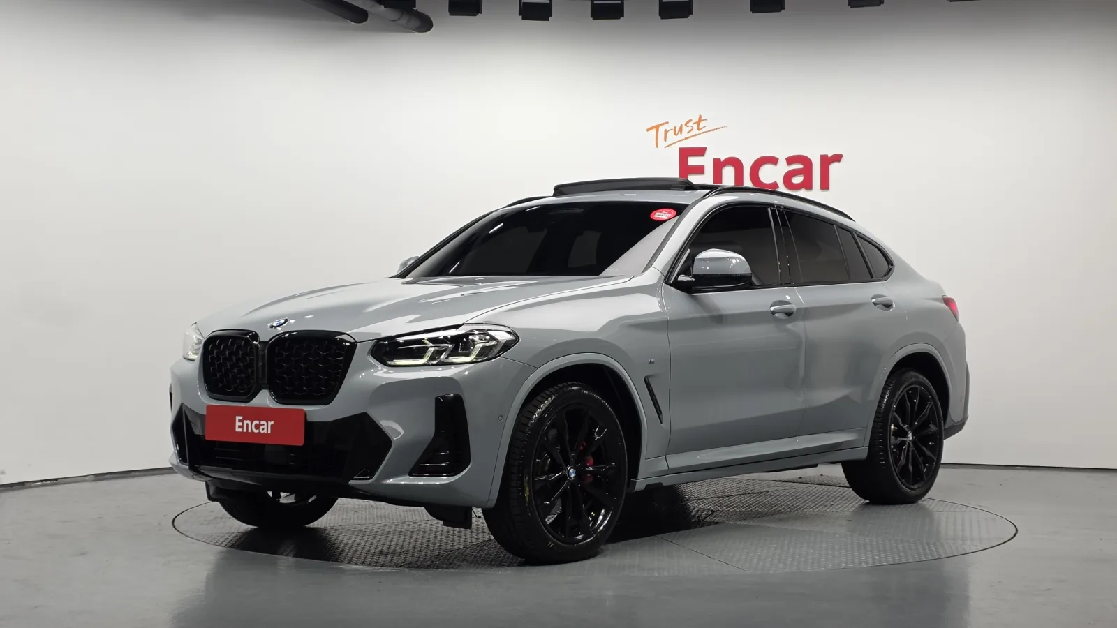 2025 BMW X4