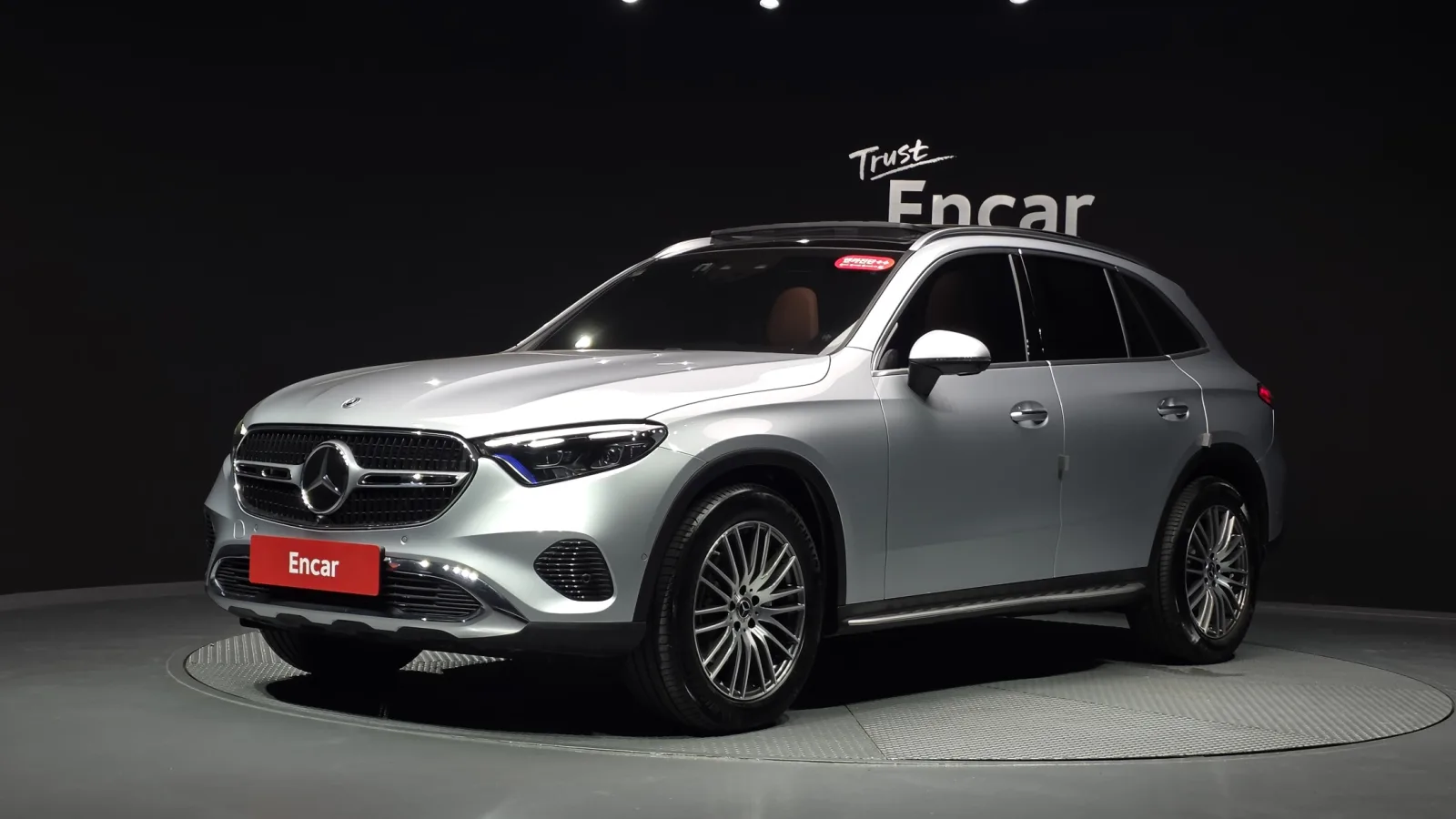 2025 Mercedes-Benz GLC-Class