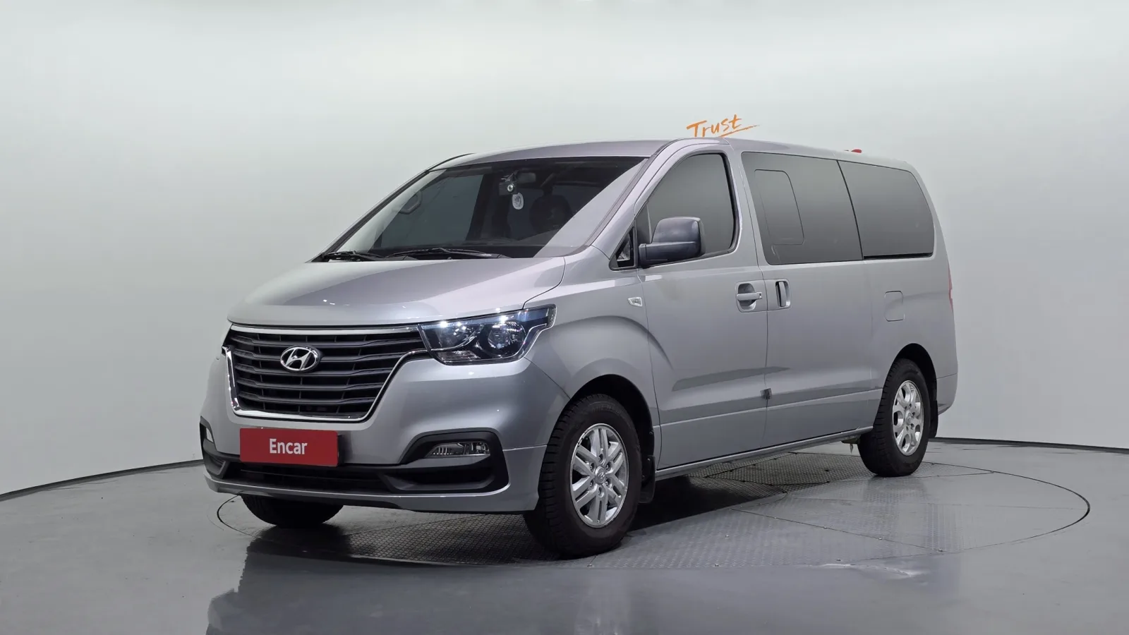 2018 Hyundai Starex