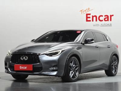 2017 Infiniti Q30