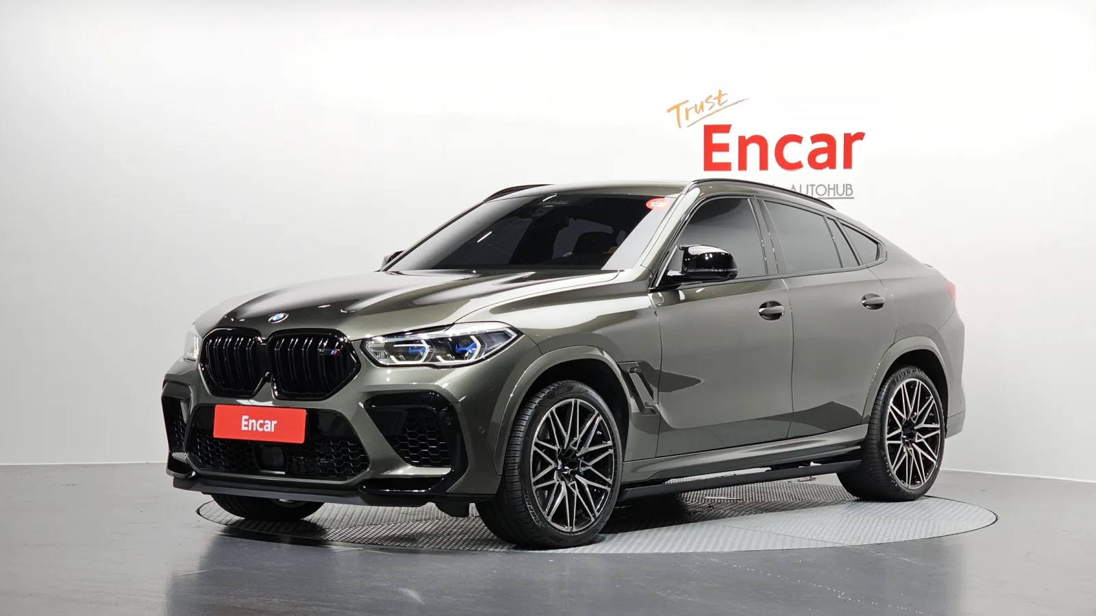 2022 BMW X6M