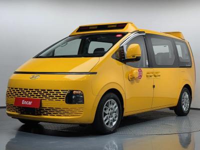 2025 Hyundai Staria