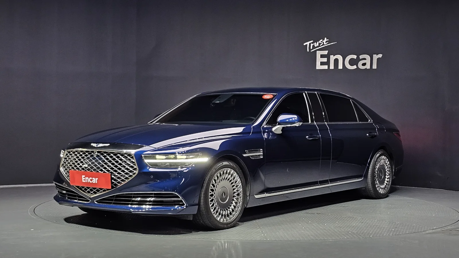 2019 Genesis G90