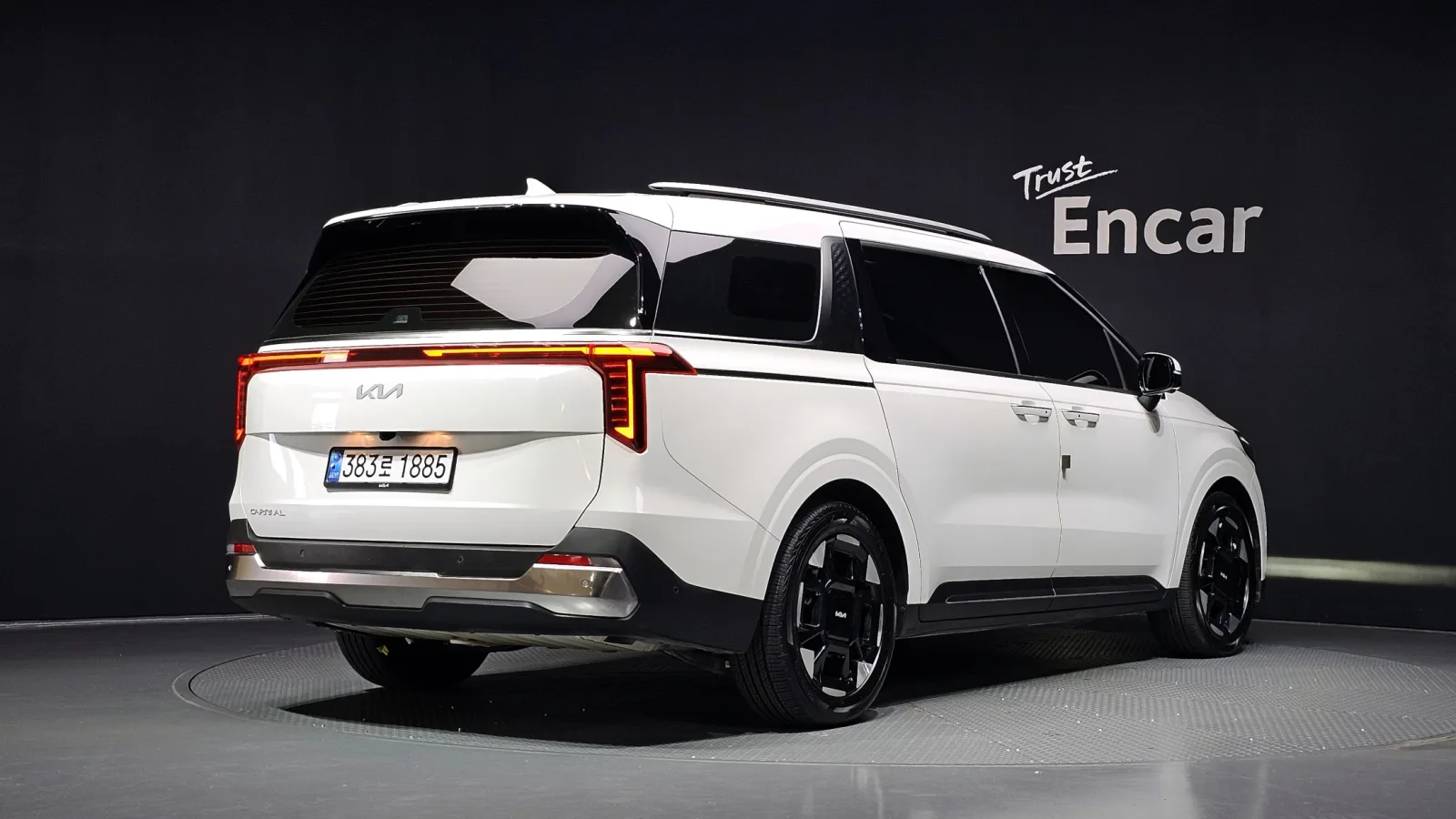 2024 Kia Carnival
