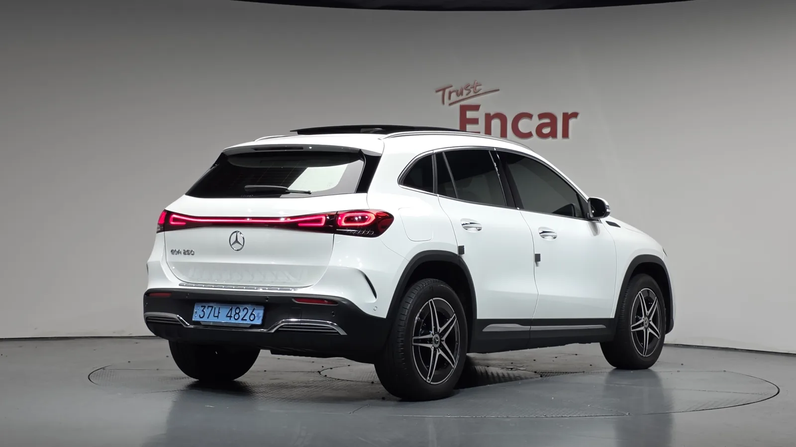 2022 Mercedes-Benz EQA