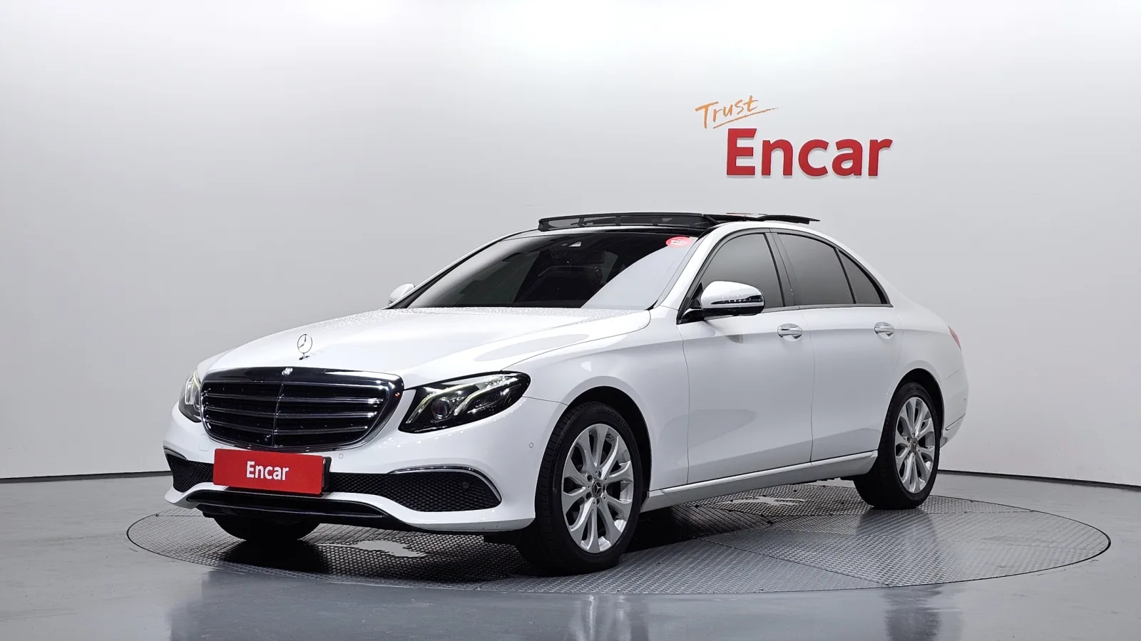 2017 Mercedes-Benz E-Class