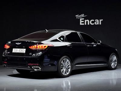 2017 Genesis G80