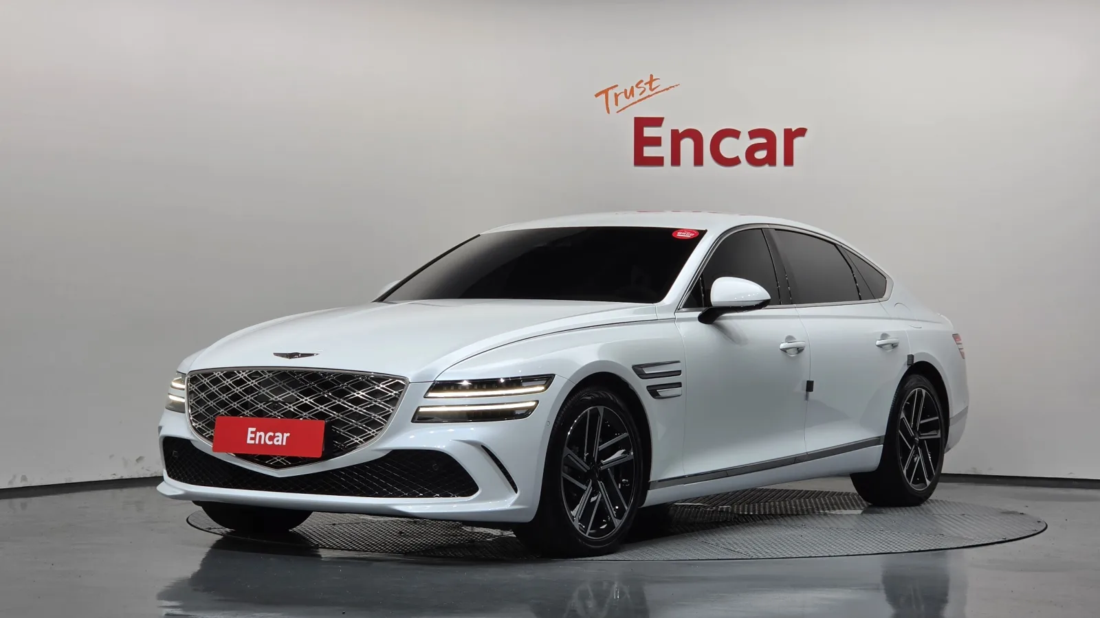 2025 Genesis G80