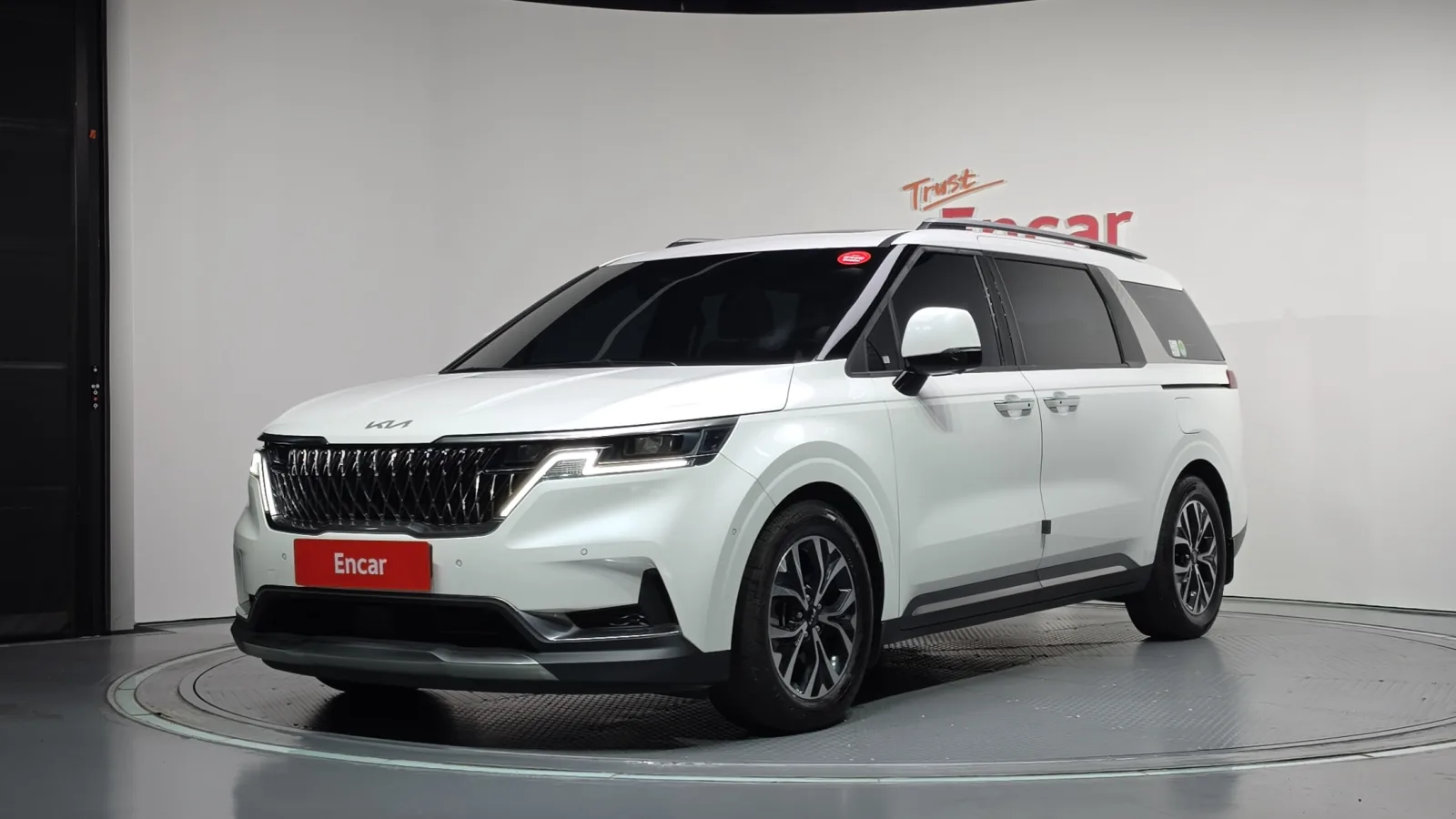 2023 Kia Carnival
