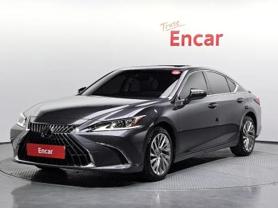 2023 Lexus ES