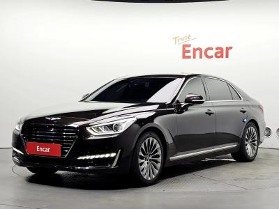 2018 Genesis EQ900