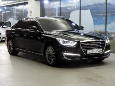 2016 Genesis EQ900