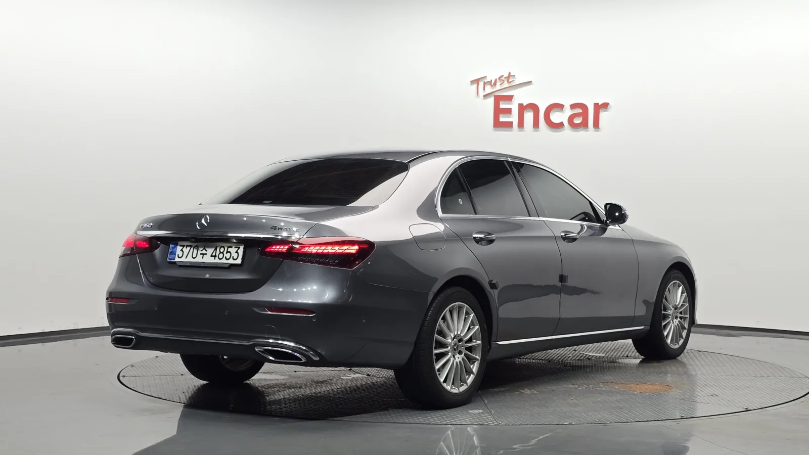 2021 Mercedes-Benz E-Class