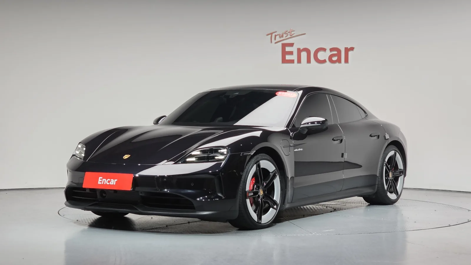 2025 Porsche Taycan