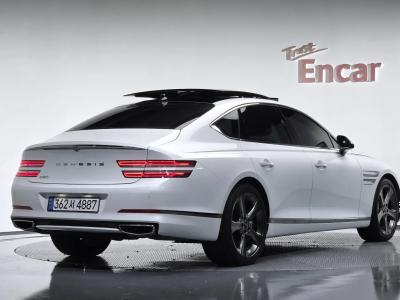 2022 Genesis G80
