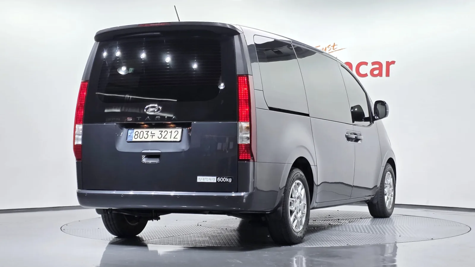 2023 Hyundai Staria