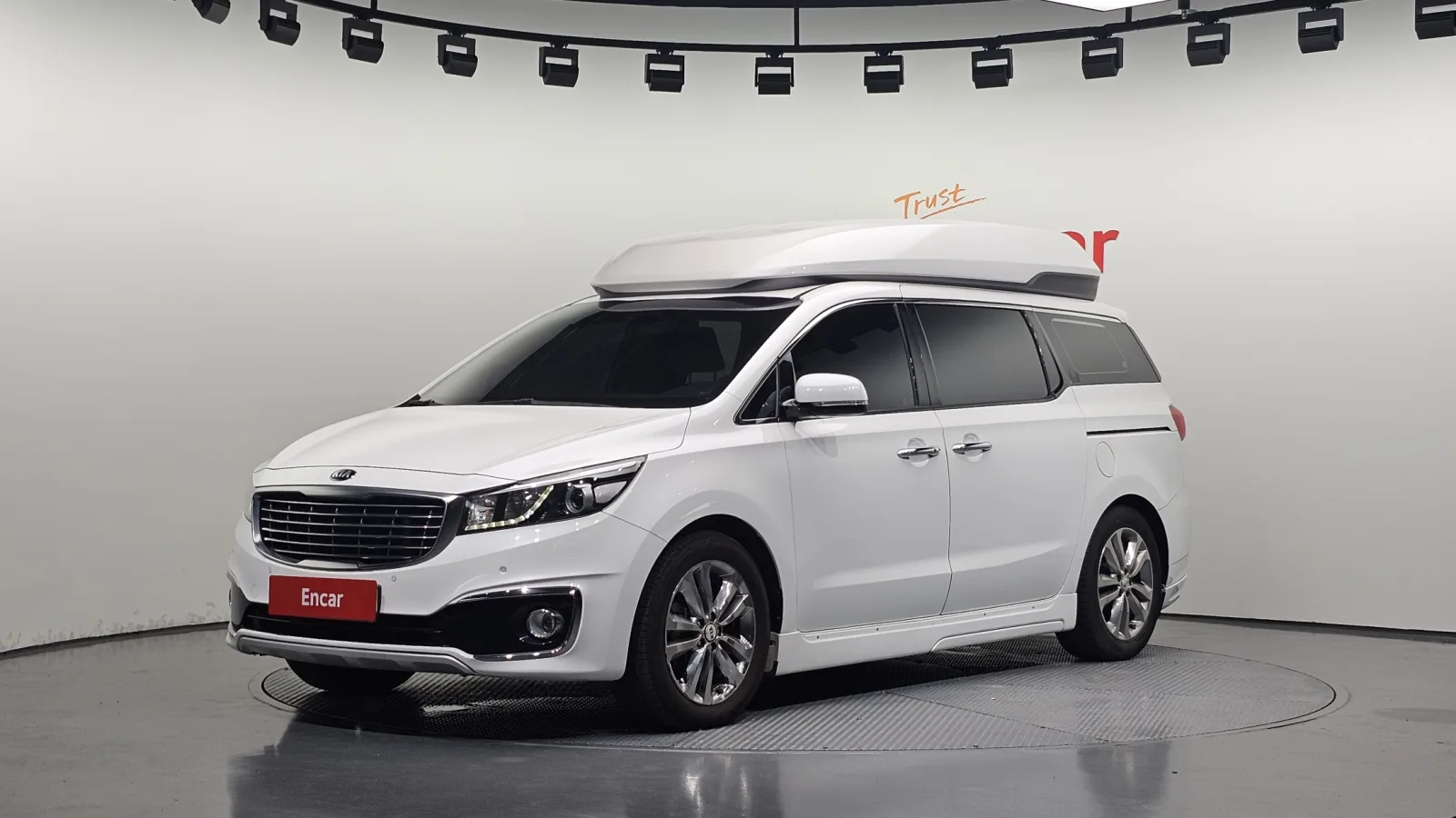 2017 Kia Carnival