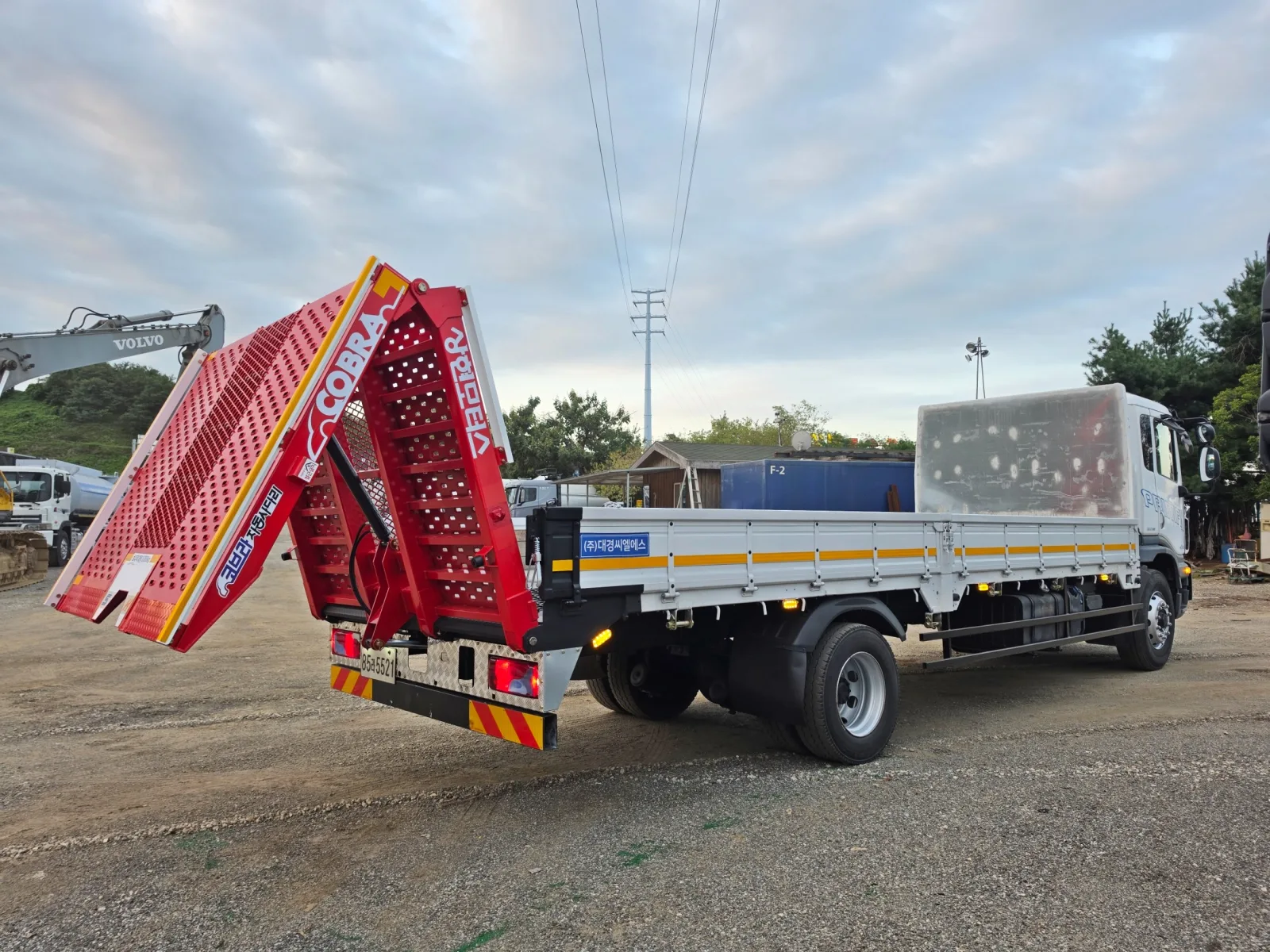 2016 Tata Daewoo Prima Medium Truck