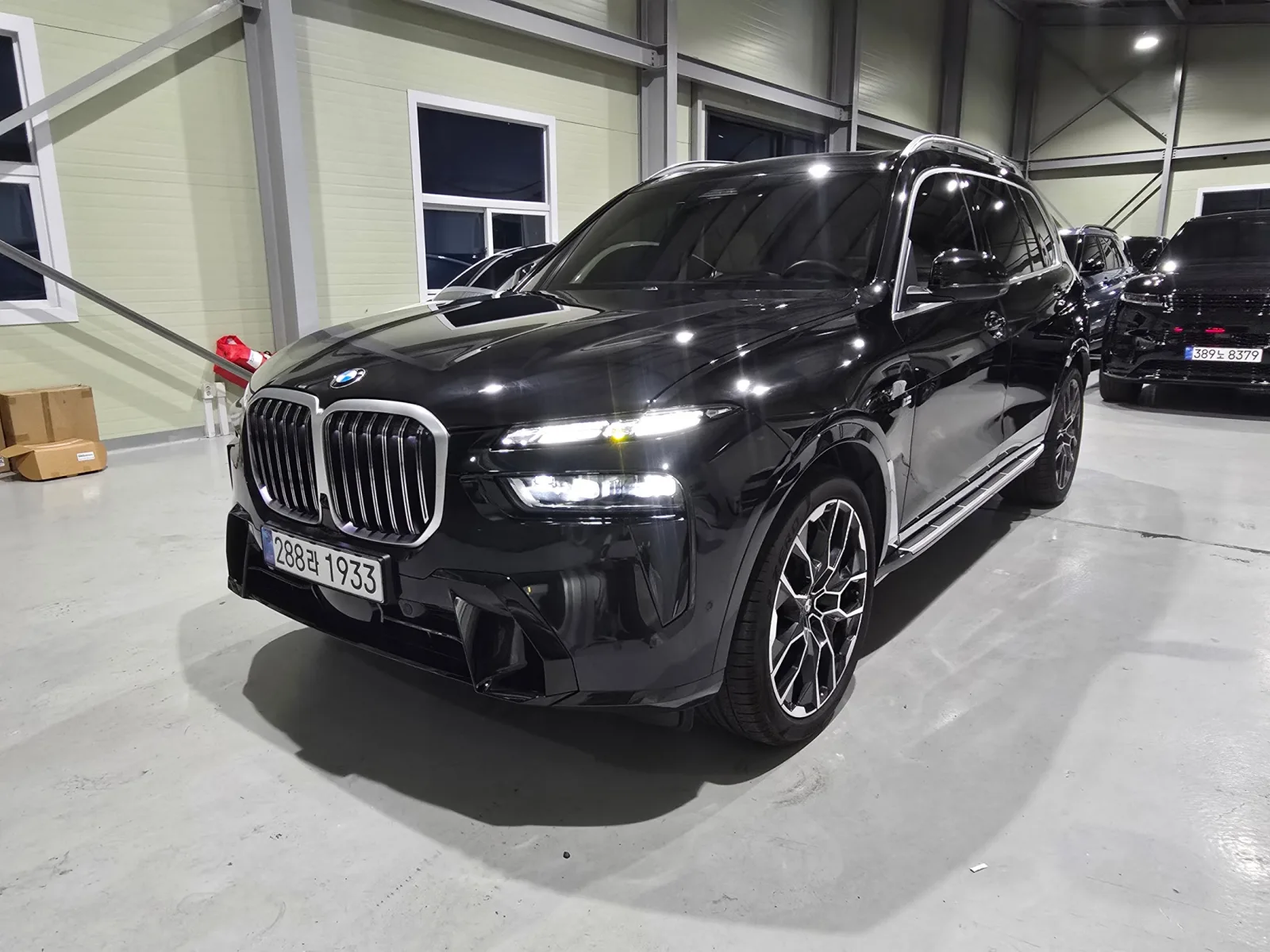 2025 BMW X7