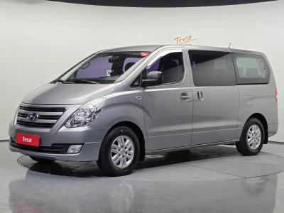 2016 Hyundai Starex