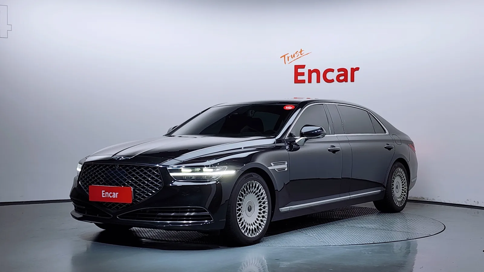 2019 Genesis G90