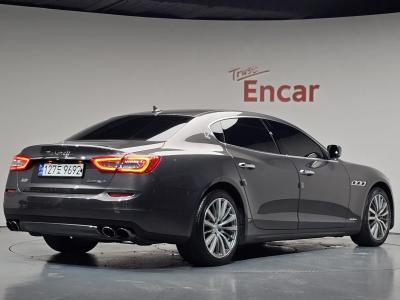 2016 Maserati Quattroporte