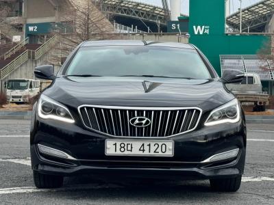 2015 Hyundai Aslan