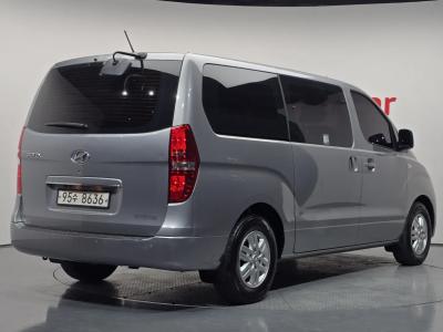 2017 Hyundai Starex