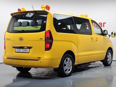2017 Hyundai Starex