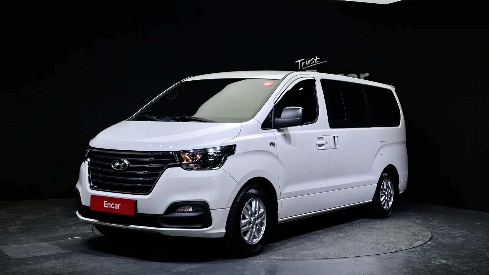 2019 Hyundai Starex
