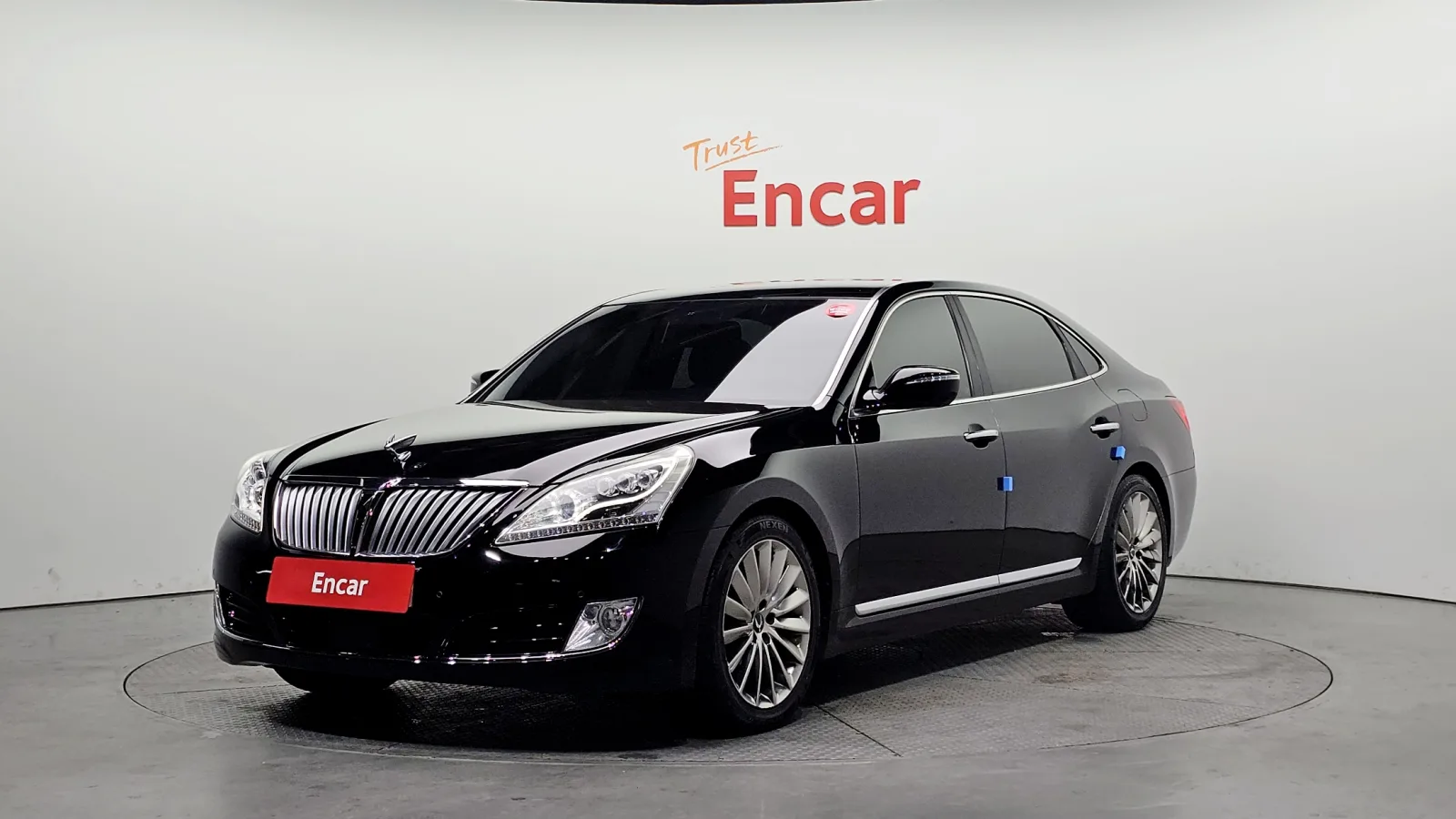 2013 Hyundai Equus