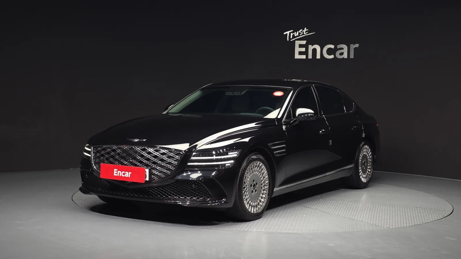 2025 Genesis G80