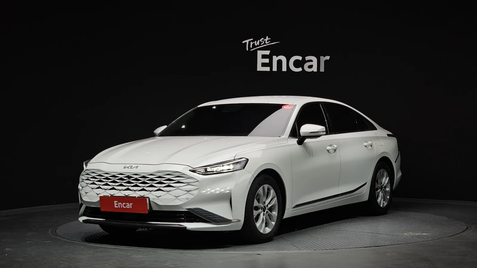 2022 Kia K8