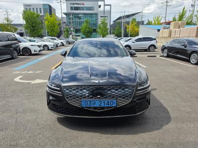2022 Genesis G80