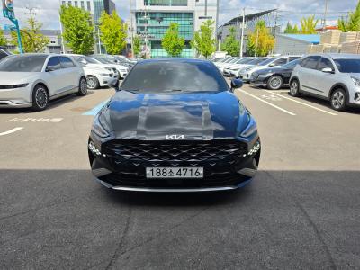2023 Kia K8