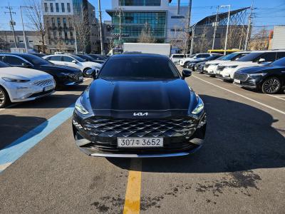 2022 Kia K8
