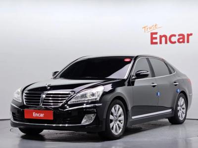 2012 Hyundai Equus